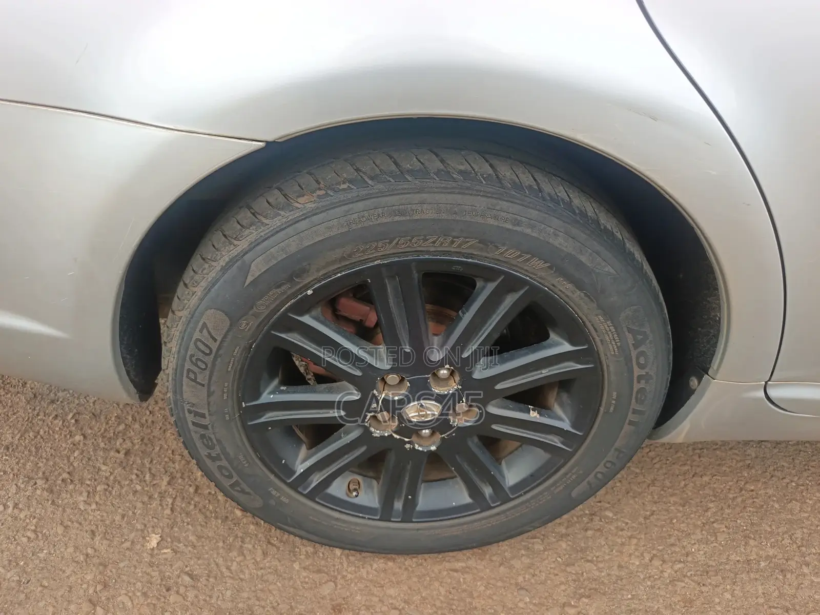 Toyota Avalon 2010 Silver