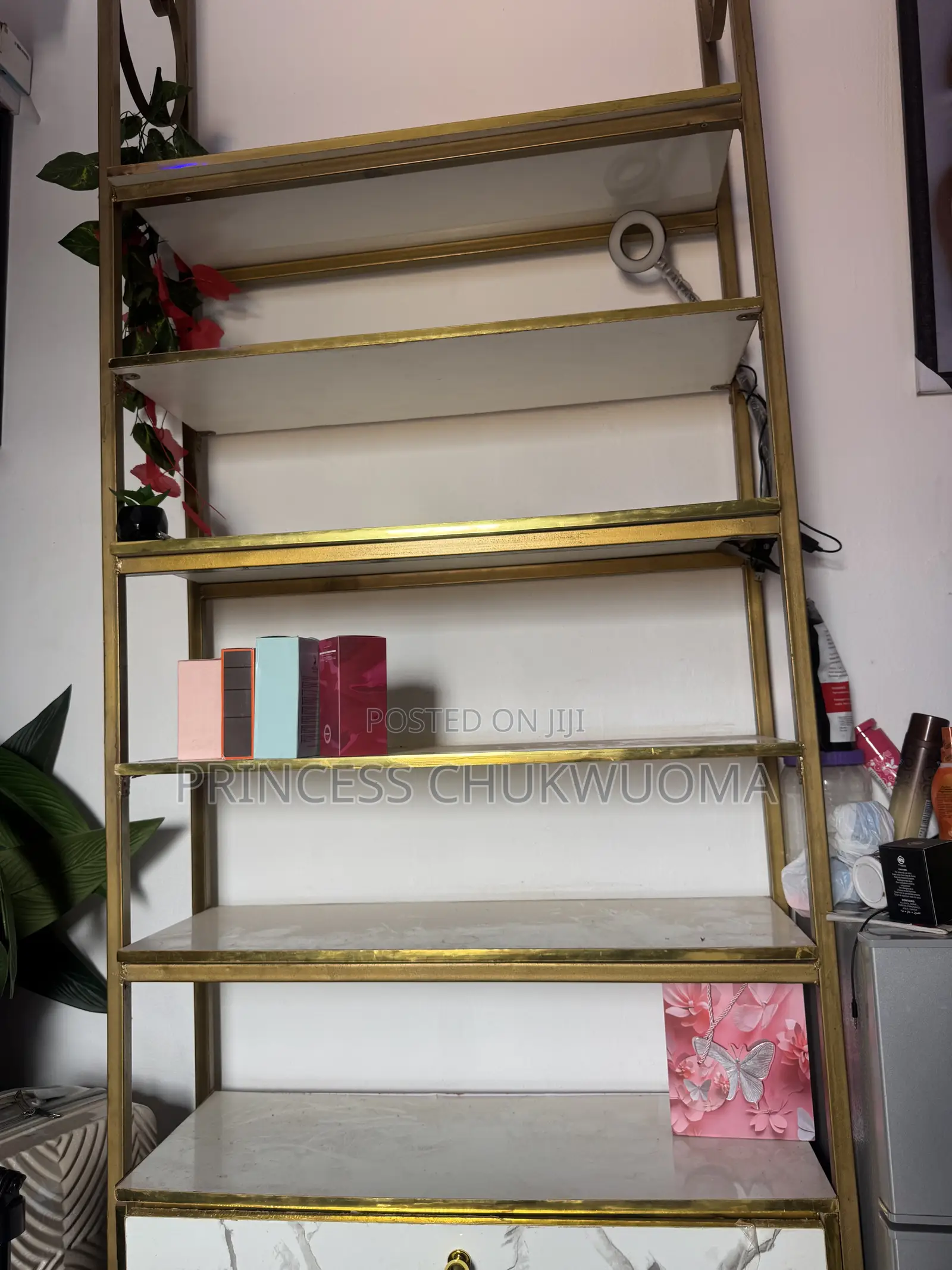 Classic Shelf
