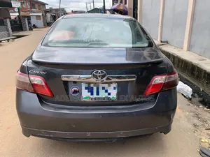 Toyota Camry SE 4dr Sedan (2.4L 4cyl 5A) 2008 Gray