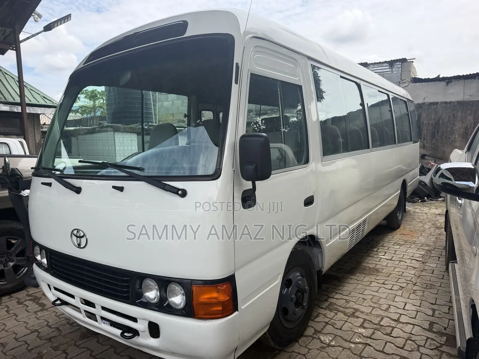 Toyota Coaster 2007 White