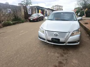 Toyota Avalon 2010 Silver
