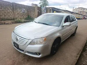 Toyota Avalon 2010 Silver