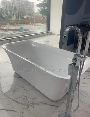 Modern Jacuzzi Bathtub