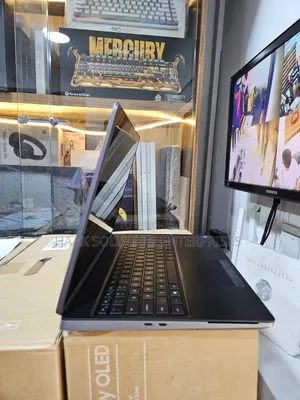 Laptop Dell Precision 7560 32GB Intel Core i9 SSD 1T