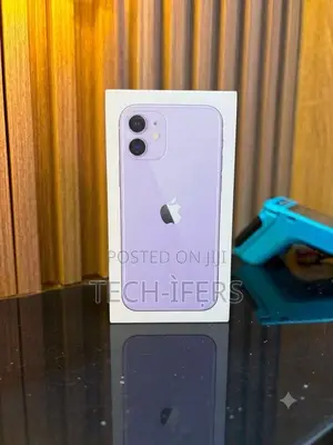 New Apple iPhone 17 256 GB Purple