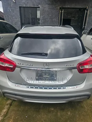 Mercedes-Benz GLA-Class 2017 Gray
