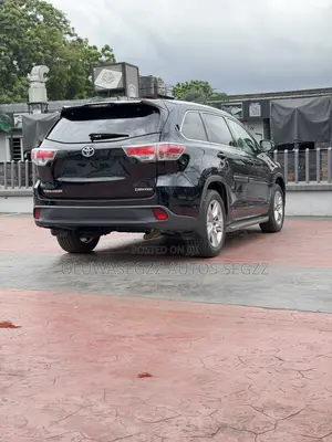 Toyota Highlander Limited V6 4x2 (3.5L 6cyl 6A) 2016 Black
