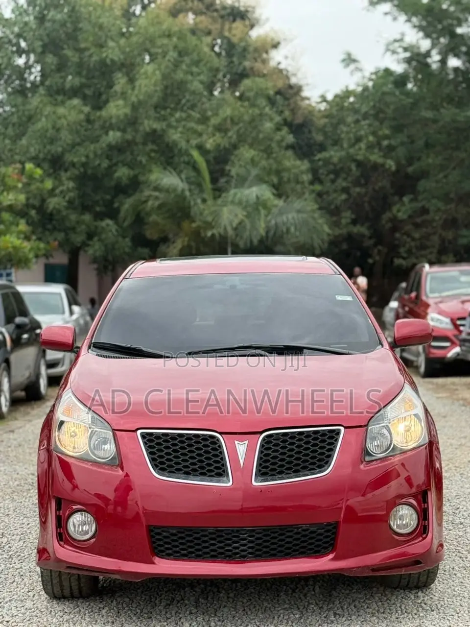 Pontiac Vibe 2010 Red