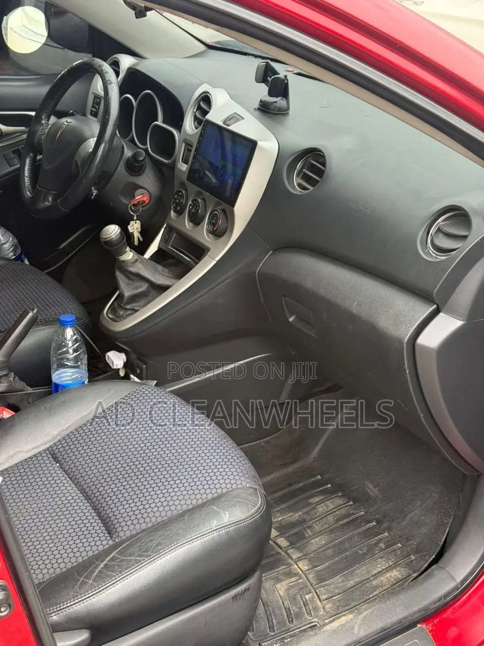 Pontiac Vibe 2010 Red