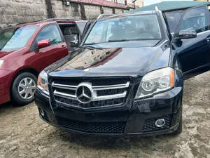 Mercedes-Benz GLK-Class 2012 Black