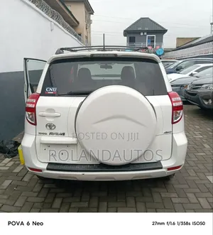 Toyota RAV4 3.5 4x4 2010 White