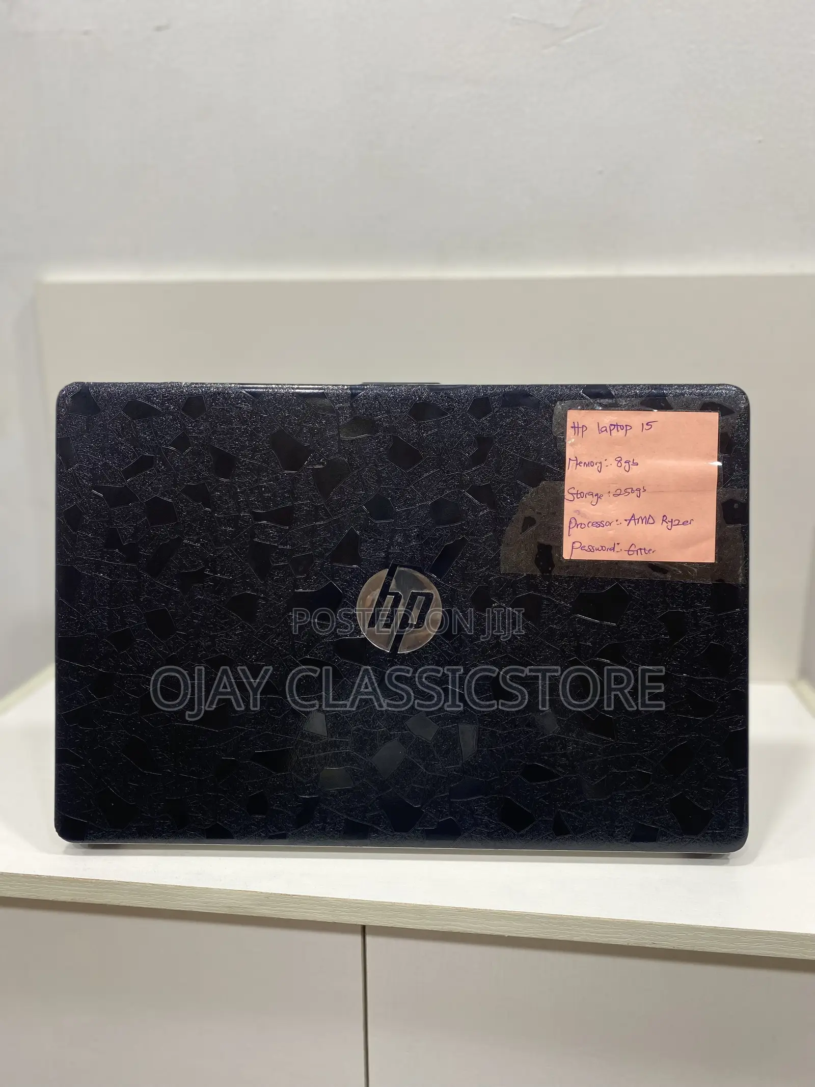 Laptop HP 15 8GB AMD Ryzen HDD 256GB