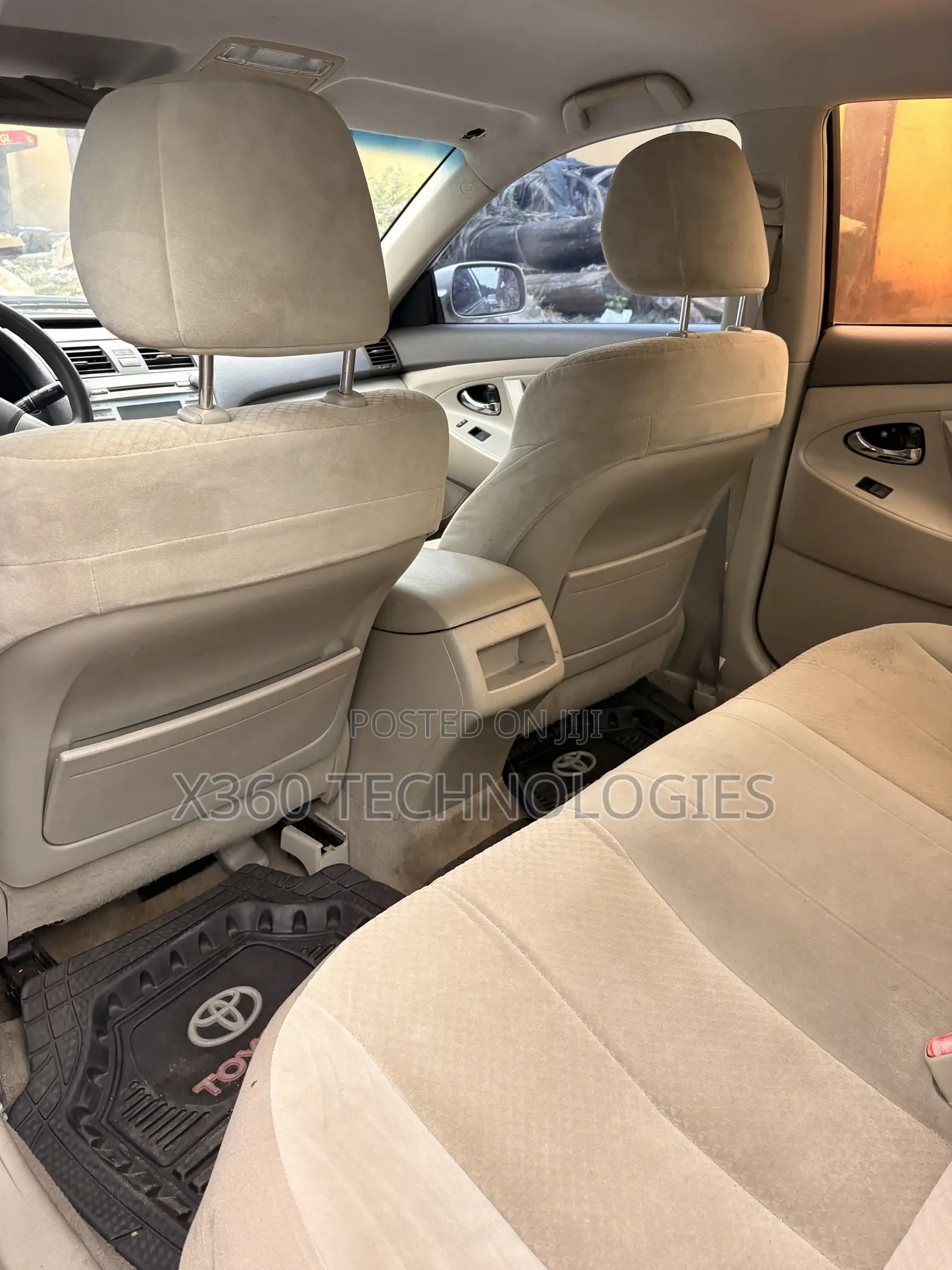 Toyota Camry 2.4 LE 2008 Gold
