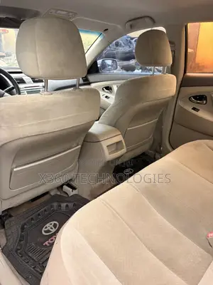 Toyota Camry 2.4 LE 2008 Gold