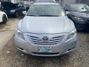 Toyota Camry 2008 Silver