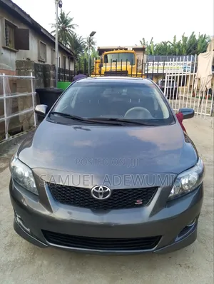 Toyota Corolla 2009 Gray