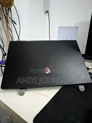 Laptop MSI 16GB Intel Core i7 SSD 512GB