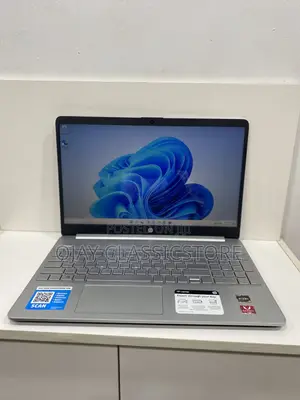 Laptop HP 15 8GB AMD Ryzen HDD 256GB