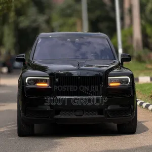 Rolls-Royce Cullinan Base 2020 Black