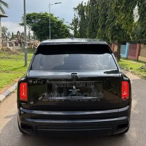 Rolls-Royce Cullinan Base 2020 Black