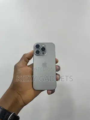 Apple iPhone 16 Pro 128 GB Gray