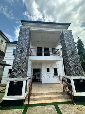 5bdrm Duplex in Obio-Akpor for sale