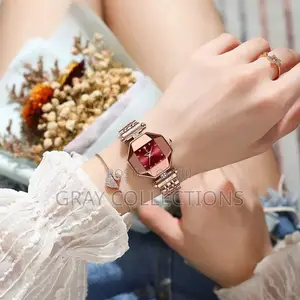 *Poedagar Ladies Watch*