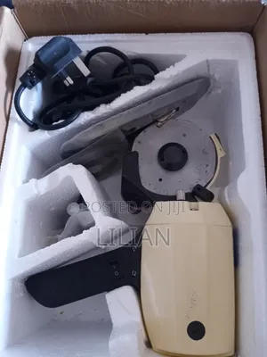 Cloth Cutting Machine