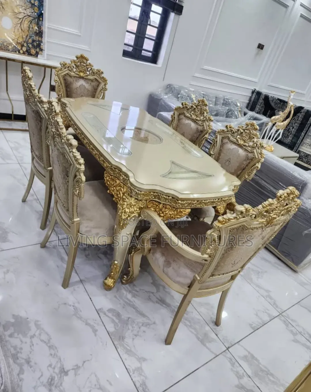 Royal Dining Table With 6 Fabric Chairs