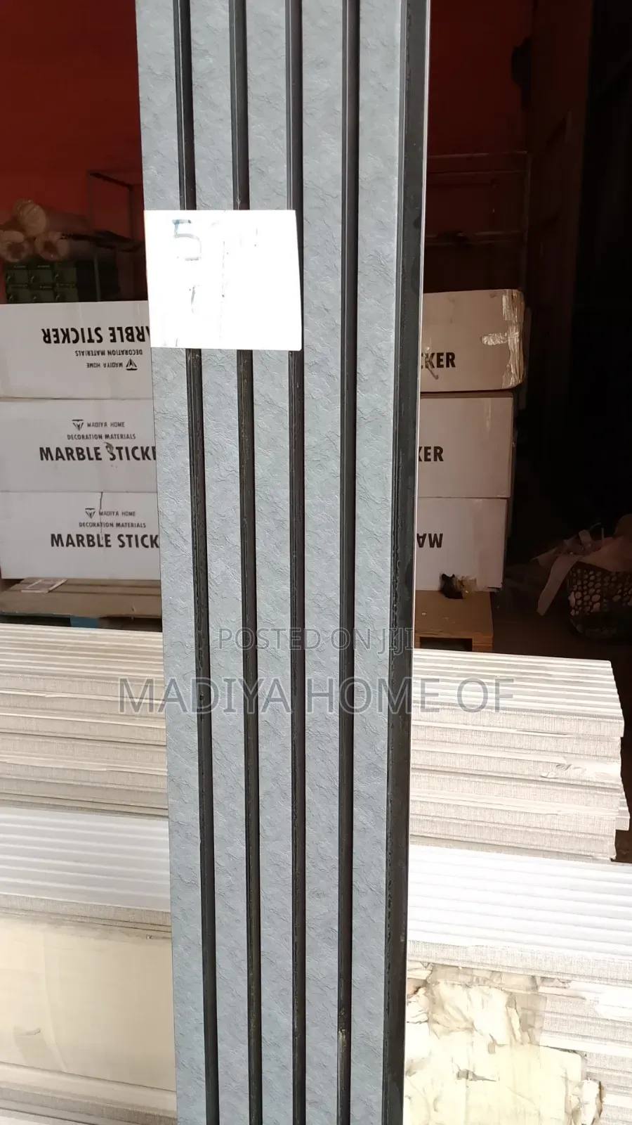 P S Line Wall Panel