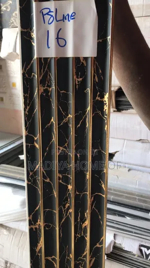 P S Line Wall Panel