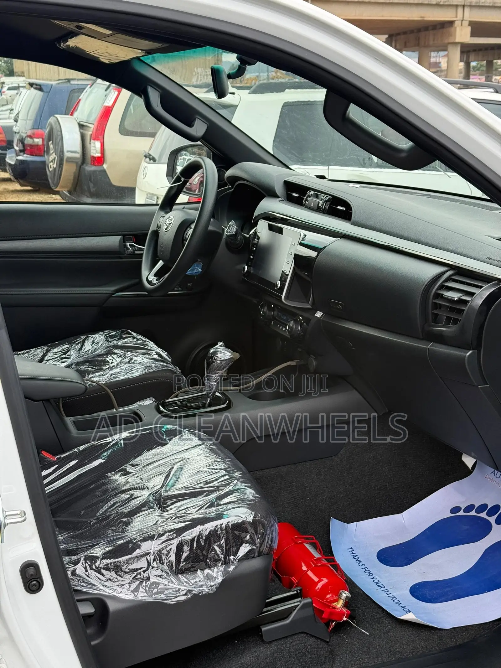 New Toyota Hilux 2025 White