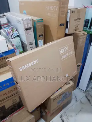 Samsung 32 Inch HD Smart TV With Tizen