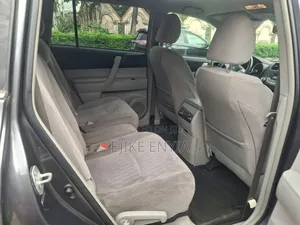 Toyota Highlander 2012 Gray