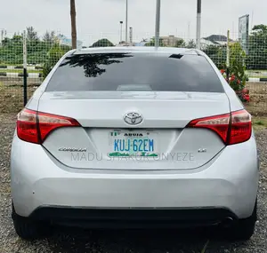 Toyota Corolla LE 4dr Sedan (1.8L 4cyl CVT) 2017 Silver