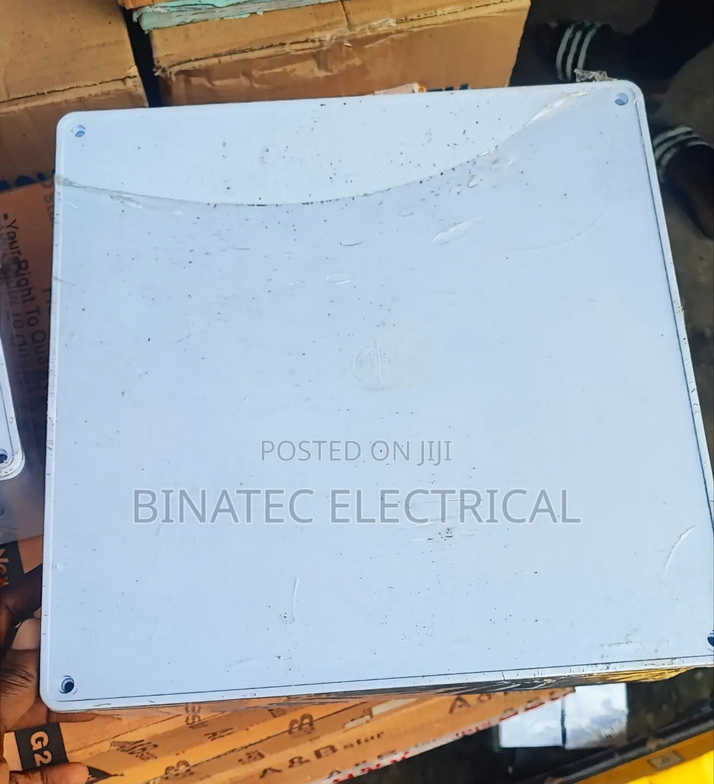 12x12 Adaptable Box