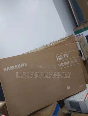 Samsung 32 Inch Smart LED TV With Adaptive Sound