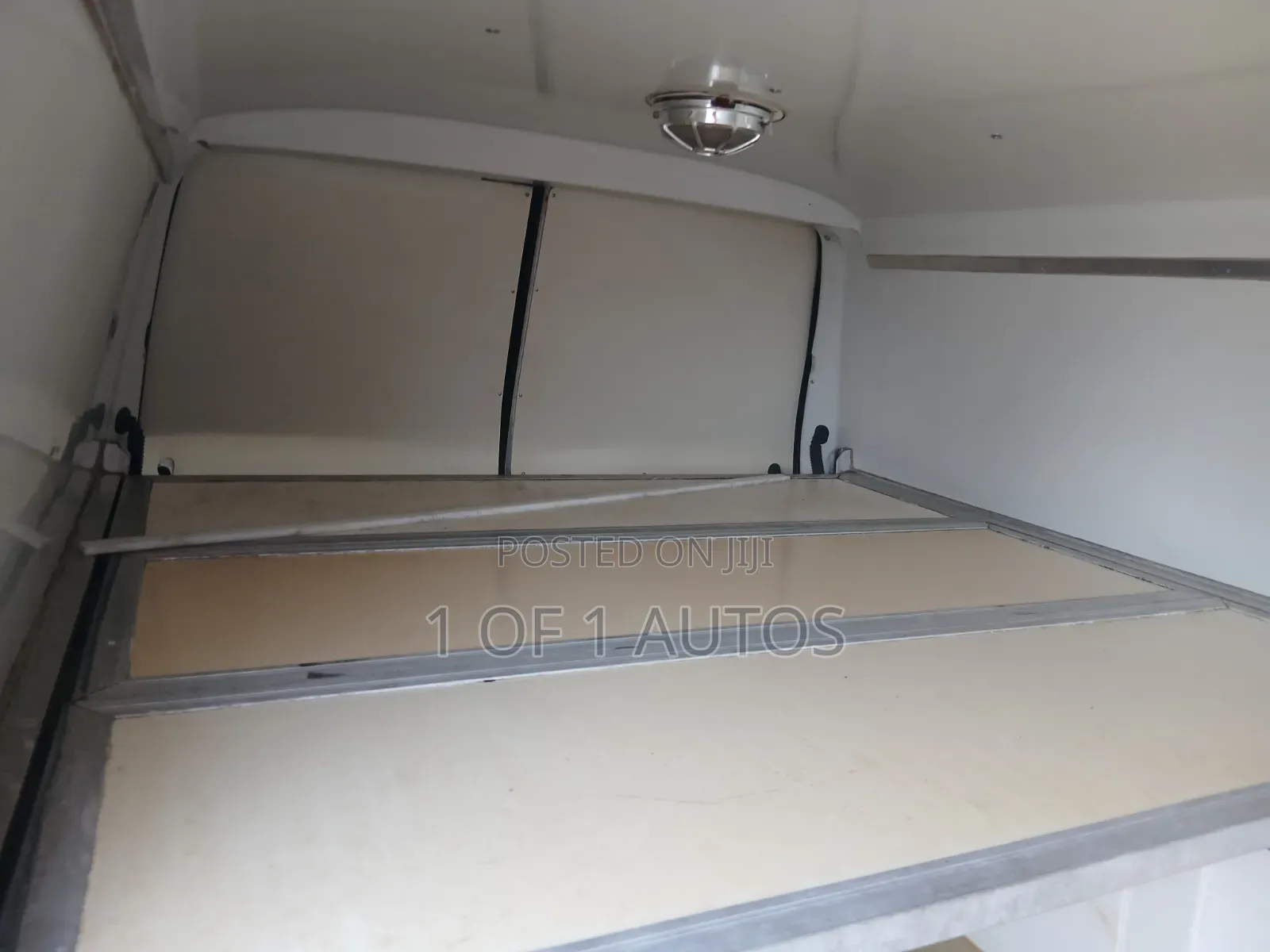 Volkswagen Transporter 2010 White