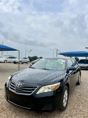 Toyota Camry LE 4dr Sedan (2.5L 4cyl 6A) 2011 Black
