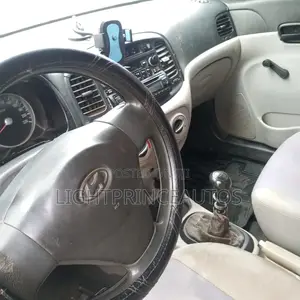 Hyundai Accent 2006 Silver