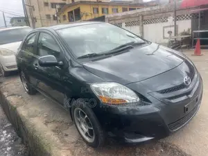 Toyota Yaris 1.5 Automatic 2009 Gray