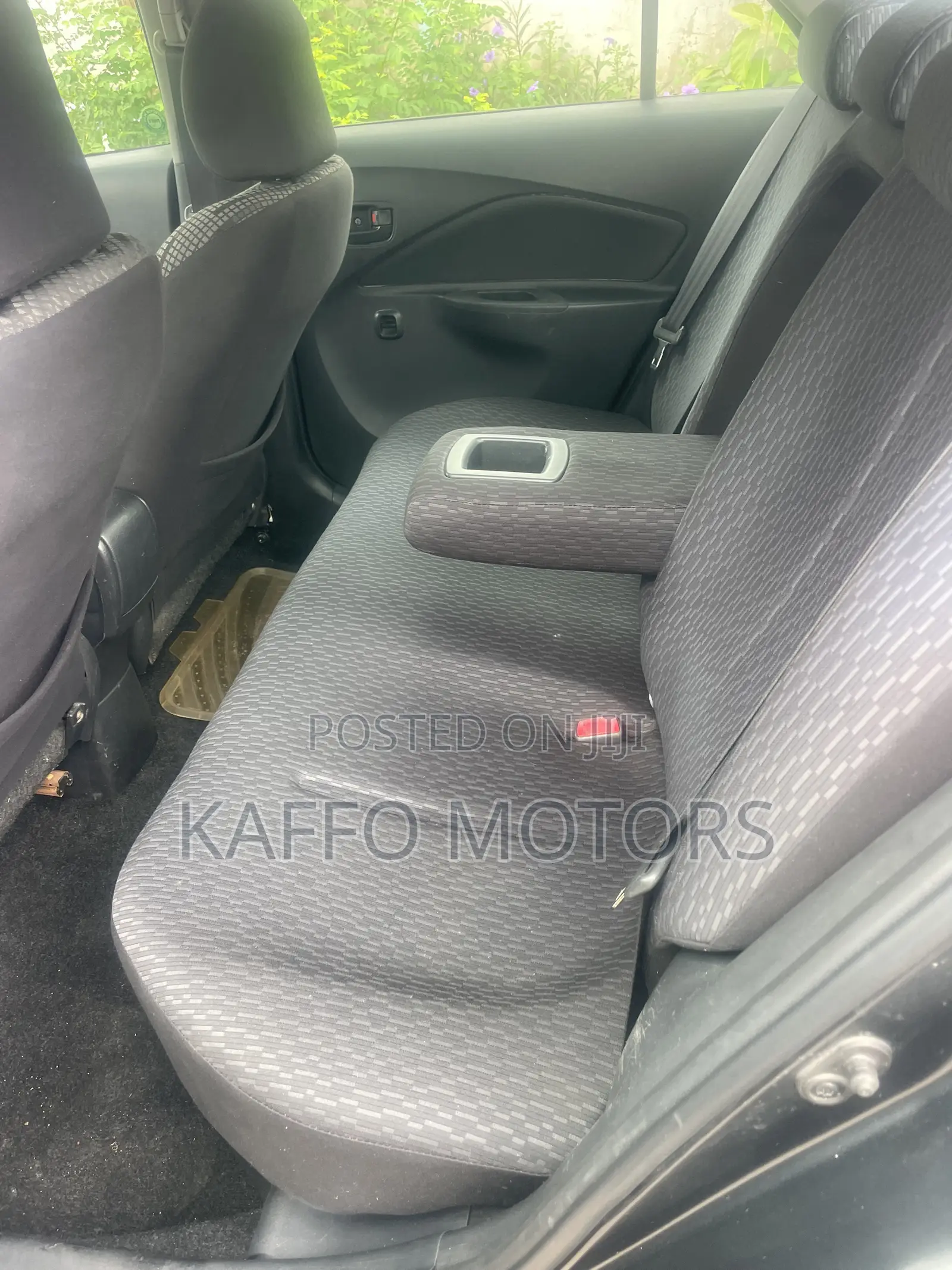 Toyota Yaris 1.5 Automatic 2009 Gray