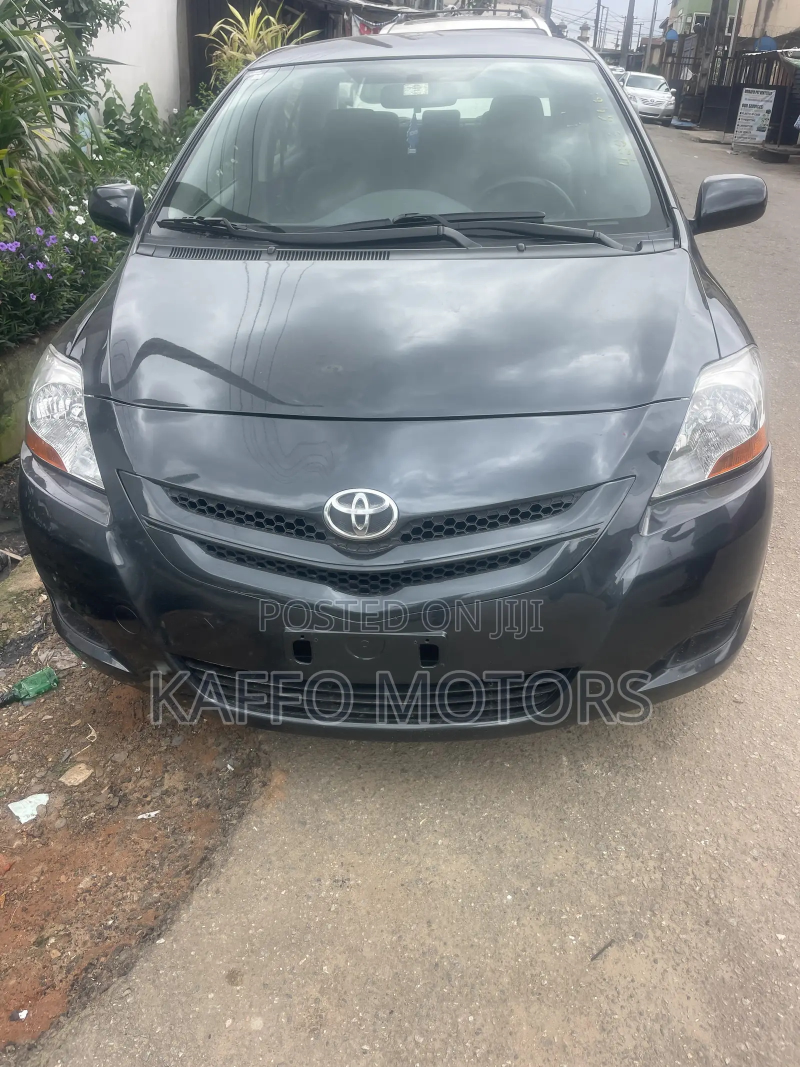 Toyota Yaris 1.5 Automatic 2009 Gray