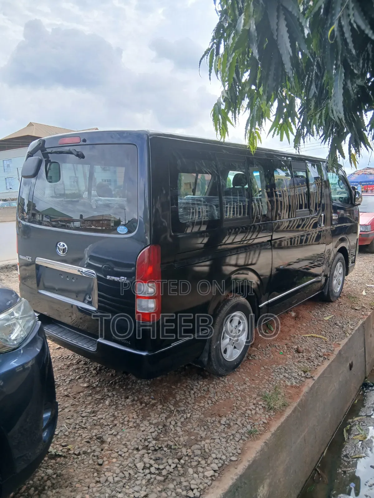 Toyota HiAce 2008 Black