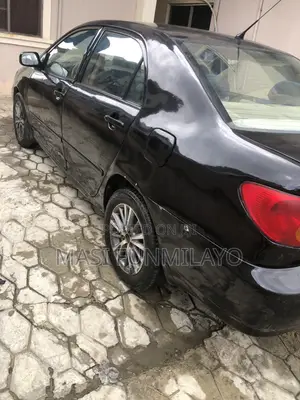 Toyota Corolla 2004 Black