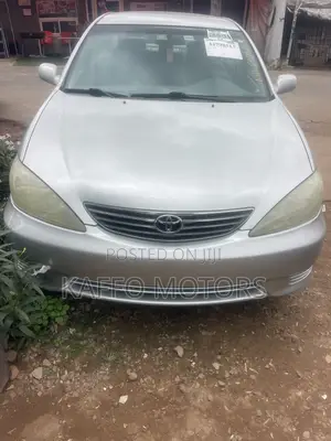 Toyota Camry LE 4dr Sedan (2.4L 4cyl 5A) 2006 Silver