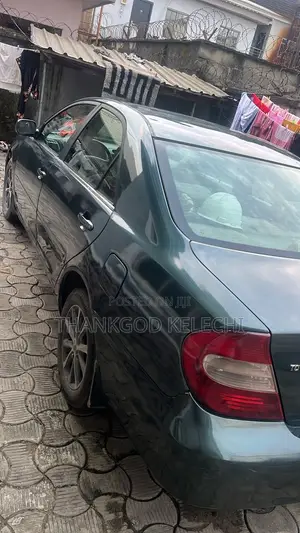 Toyota Camry 2004 Green