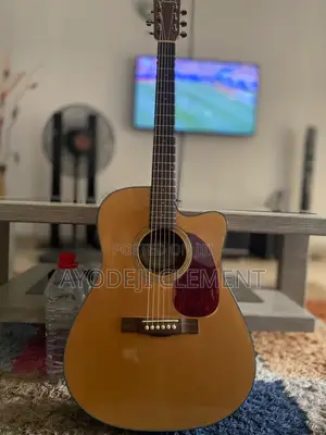 Clean Semi Acoustic Fender UK Guitar
