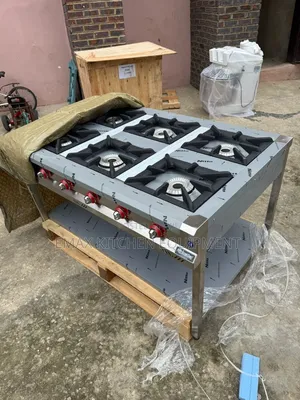 Standing 6 Burner Gas Cooker