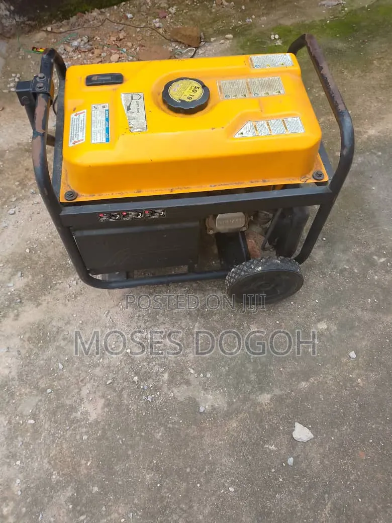 FIRMAN 4550/3650-Watt Portable Generator.